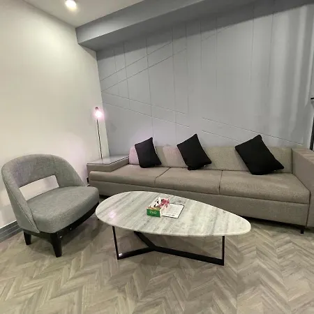 Bedchambers Luxurious Serviced Apartment In Gurgaon Exterior photo