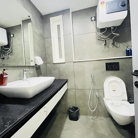 Bedchambers Luxurious Serviced Apartment In Gurgaon Exterior photo