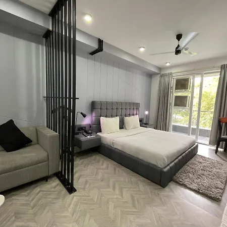 Bedchambers Luxurious Serviced Apartment In Gurgaon Exterior photo