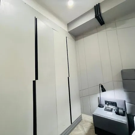 Bedchambers Luxurious Serviced Apartment In Gurgaon Exterior photo