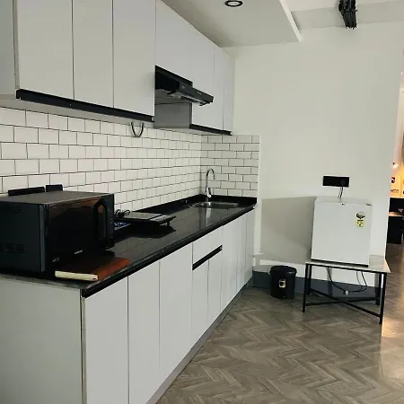 Bedchambers Luxurious Serviced Apartment In Gurgaon Exterior photo