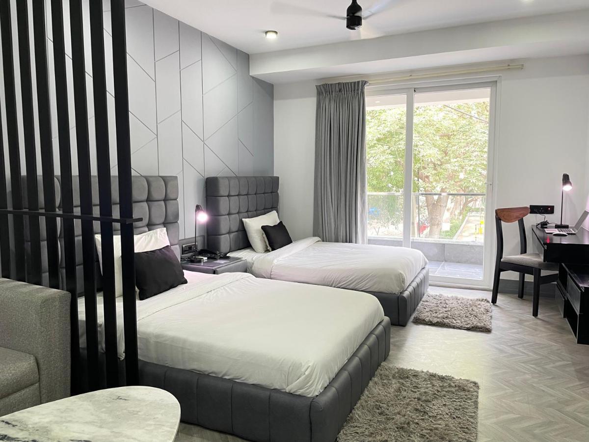 Bedchambers Luxurious Serviced In Apartment *