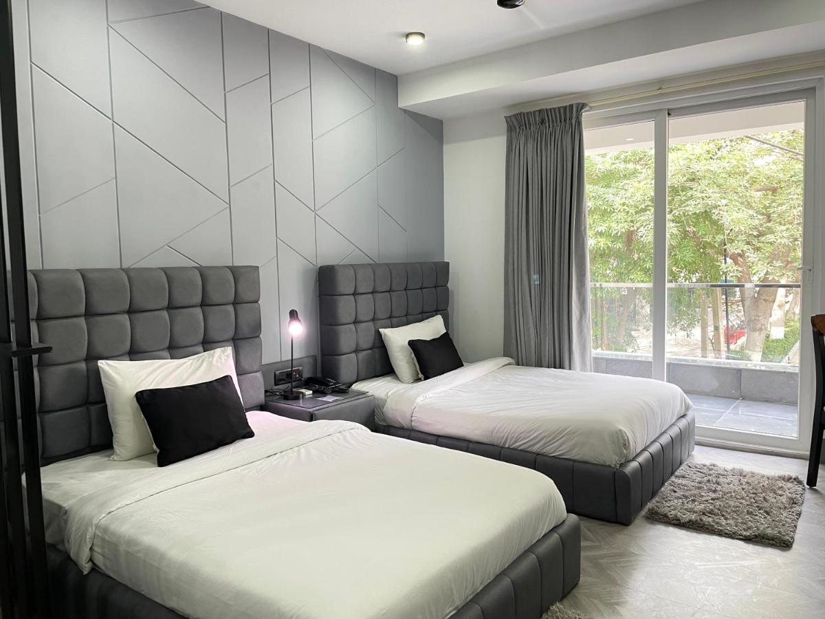 Bedchambers Luxurious Serviced In Apartment *