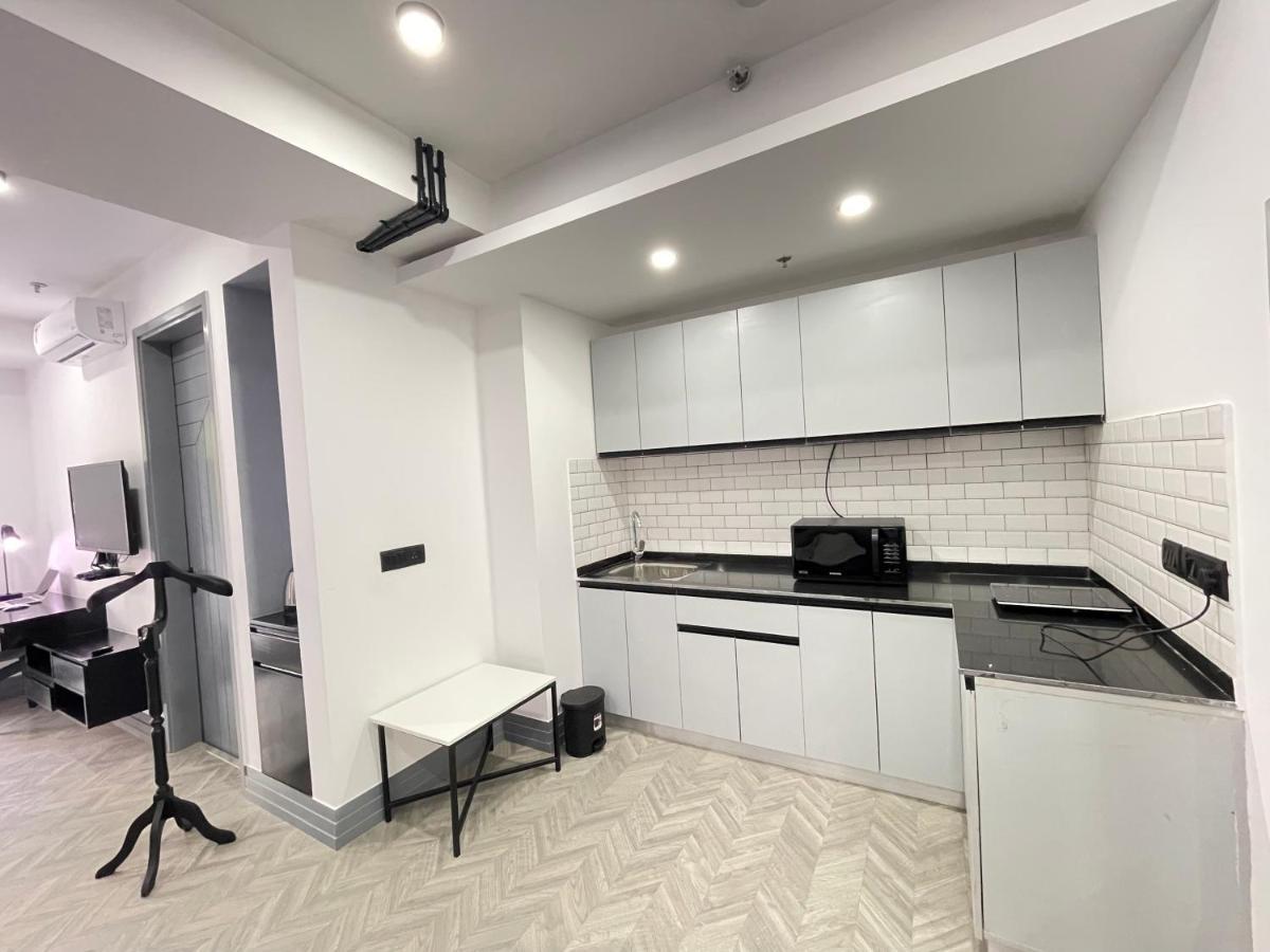Bedchambers Luxurious Serviced In Apartment *