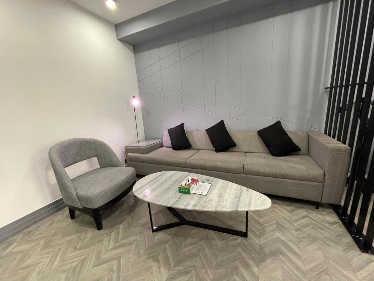 Bedchambers Luxurious Serviced In Gurgaon