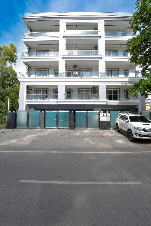 Bedchambers Luxurious Serviced In