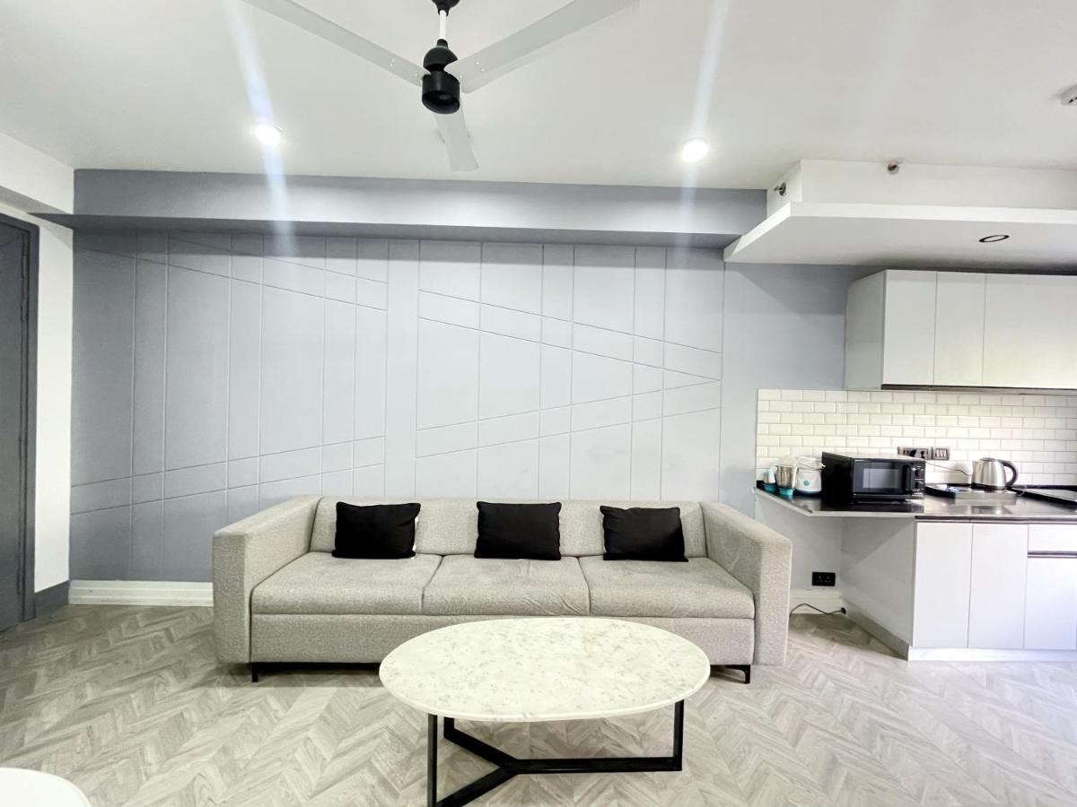 Bedchambers Luxurious Serviced In Apartment