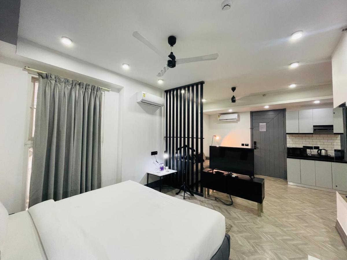Bedchambers Luxurious Serviced In * Gurgaon