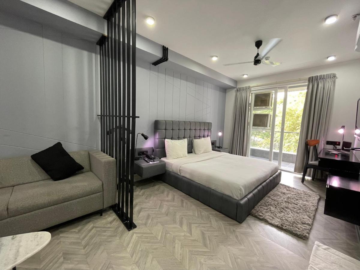Bedchambers Luxurious Serviced In
