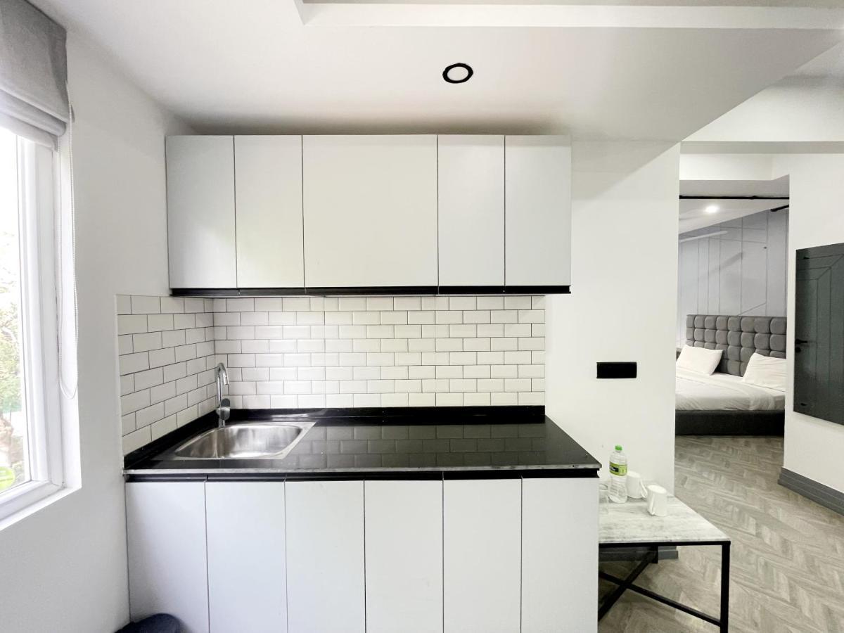 Apartment Bedchambers Luxurious Serviced In *